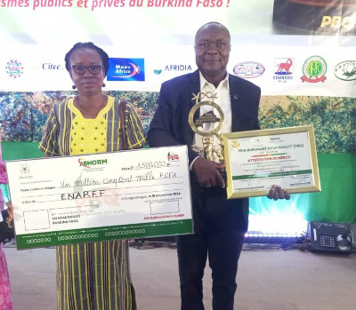 13e édition du Prix burkinabè de la qualité : l’ENAREF lauréate du Prix d’Encouragement à l’excellence ou Prix Or 